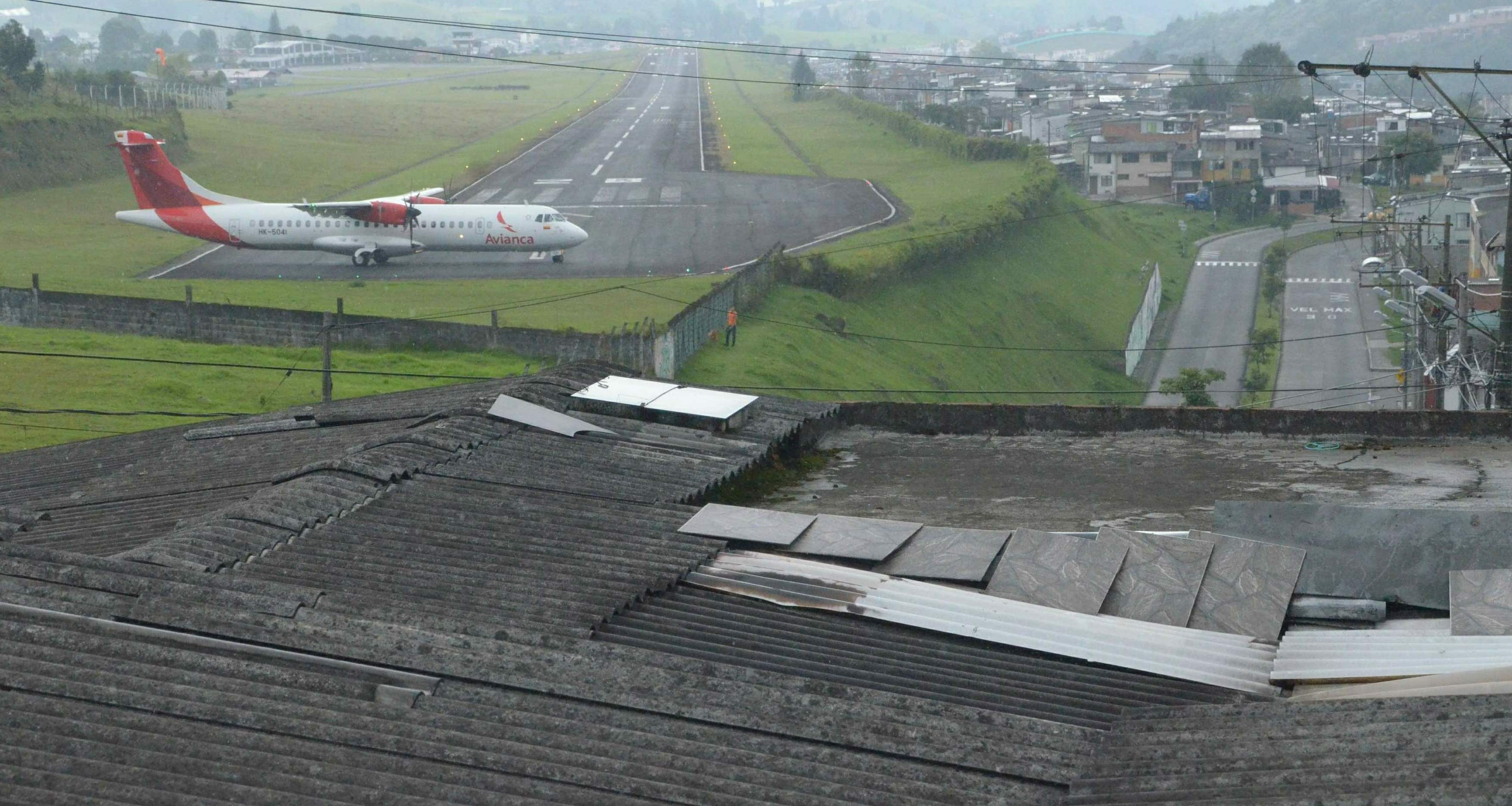 Vecinos del Aeropuerto de Manizales ya no deberán demoler sus viviendas