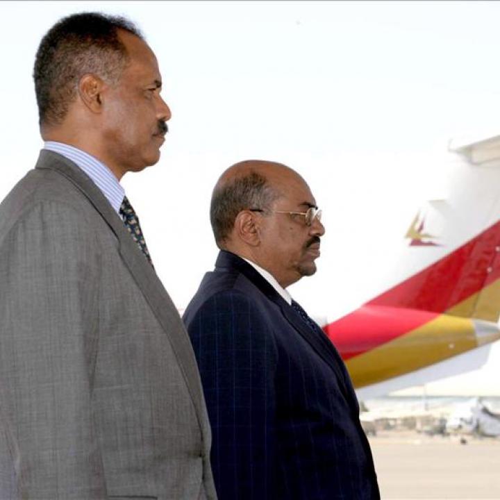 El presidente de Eritrea, Isaias Afewerki (i). Foto: Archivo EFE