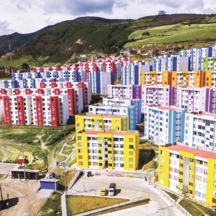 Vista general de los conjuntos San Luis y San Sebastián en Pasto. Foto: Diego Burgos.
