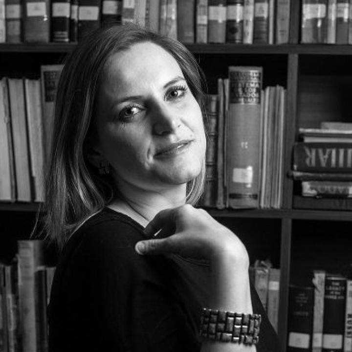 Andrea Cote, editora de 'Pájaros de sombra'
