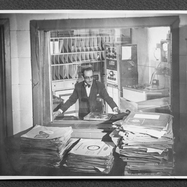 Foto: Cabina Radio Nacional c.1955 - Julio Sánchez Reyes