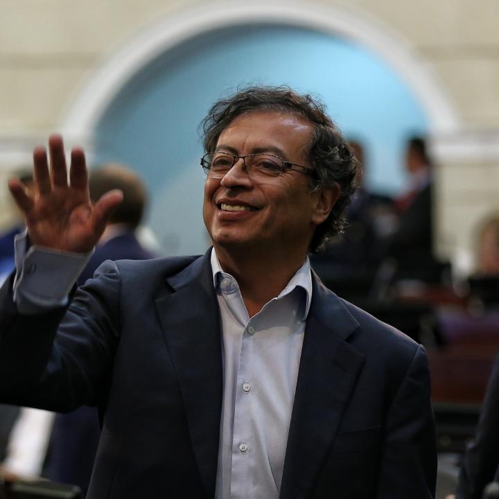 Nación deberá pagar a Gustavo Petro por chuzadas del DAS | Radio Nacional  de Colombia