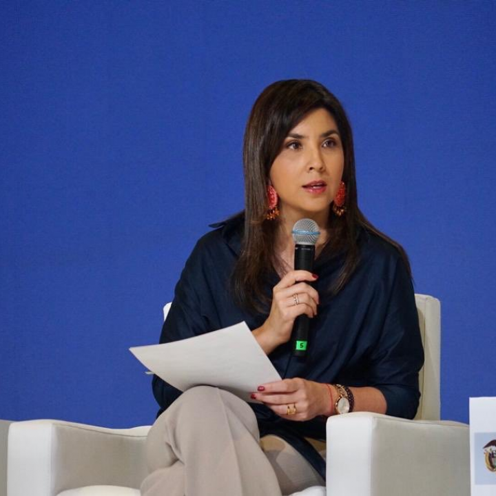 Twitter: Maria Victoria Angulo