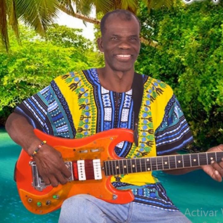 Foto: Fernando Pérez, creador y director del Conjunto Son San.