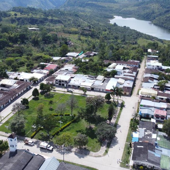 El alcalde de Pitalito, Edgar Muñoz Torres, ofreció hasta 10 millones de pesos de recompensa a quien diera información sobre el paradero de los asesinos. Foto: Archivo.