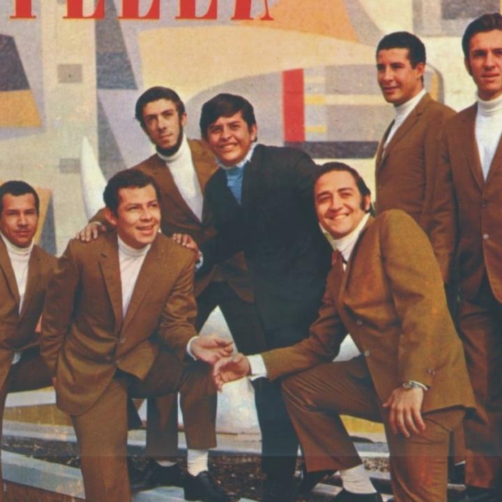 Los Hispanos, legendaria agrupación de música tropical colombiana, junto al gran Rodolfo Aicardi.
