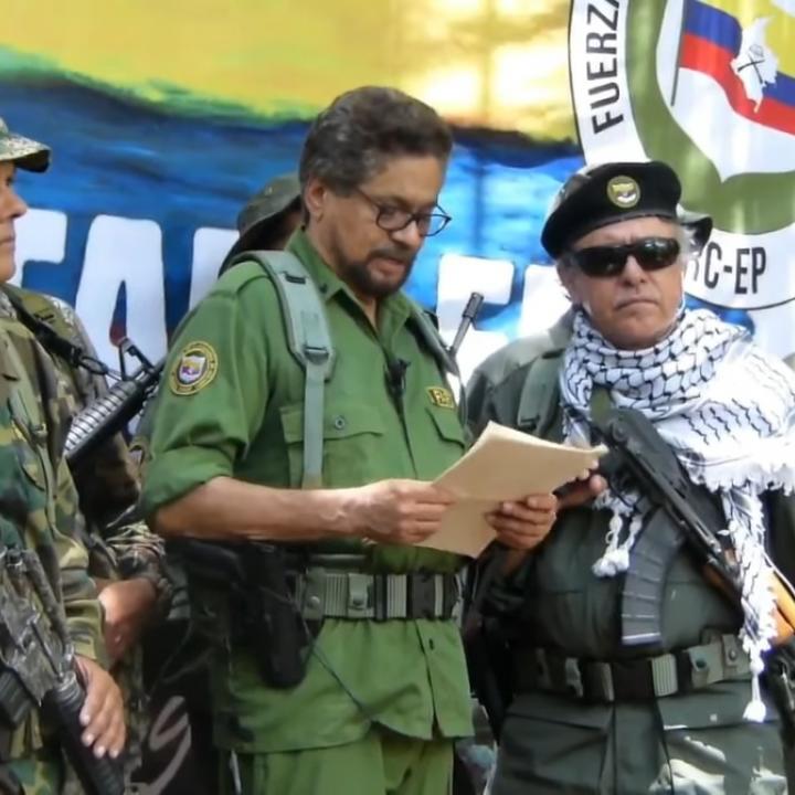 Ivan Marquez Santrich Y El Paisa Anuncian Que Retoman Las Armas Radio Nacional De Colombia