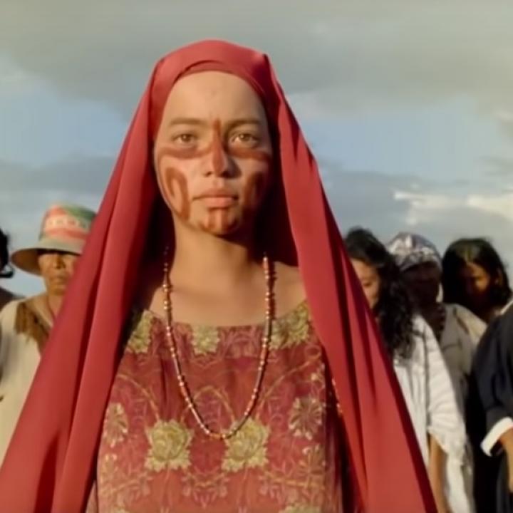 La historia aborda los hechos reales sobre los orígenes de la bonanza marimbera de los años sesenta y cómo una familia indígena wayuu termina involucrada. Foto: Captura del tráiler de ´Pájaros de verano'.
