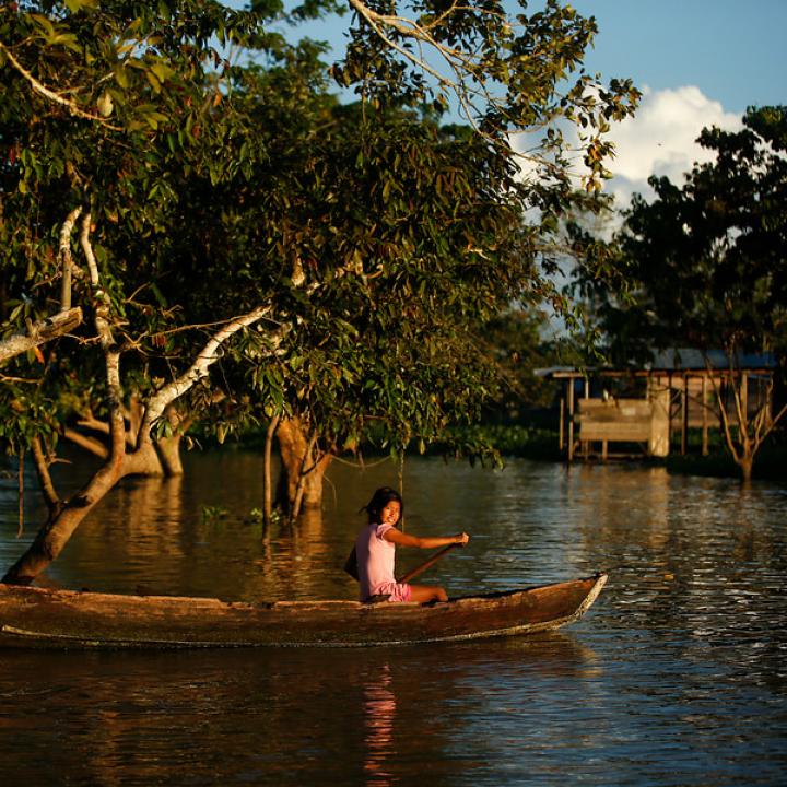 El río Amazonas es el canal de comunicación de la capital del Amazonas. Convergen tres fronteras Brasil, Perú y Colombia. Su riqueza cultural y visual no tiene comparación. Foto: Colprensa. Marzo 2018.