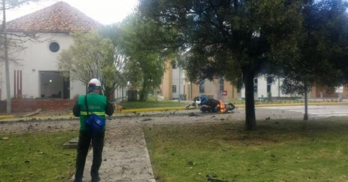 Atentado en Escuela Gral. Santander deja 9 muertos y 54 