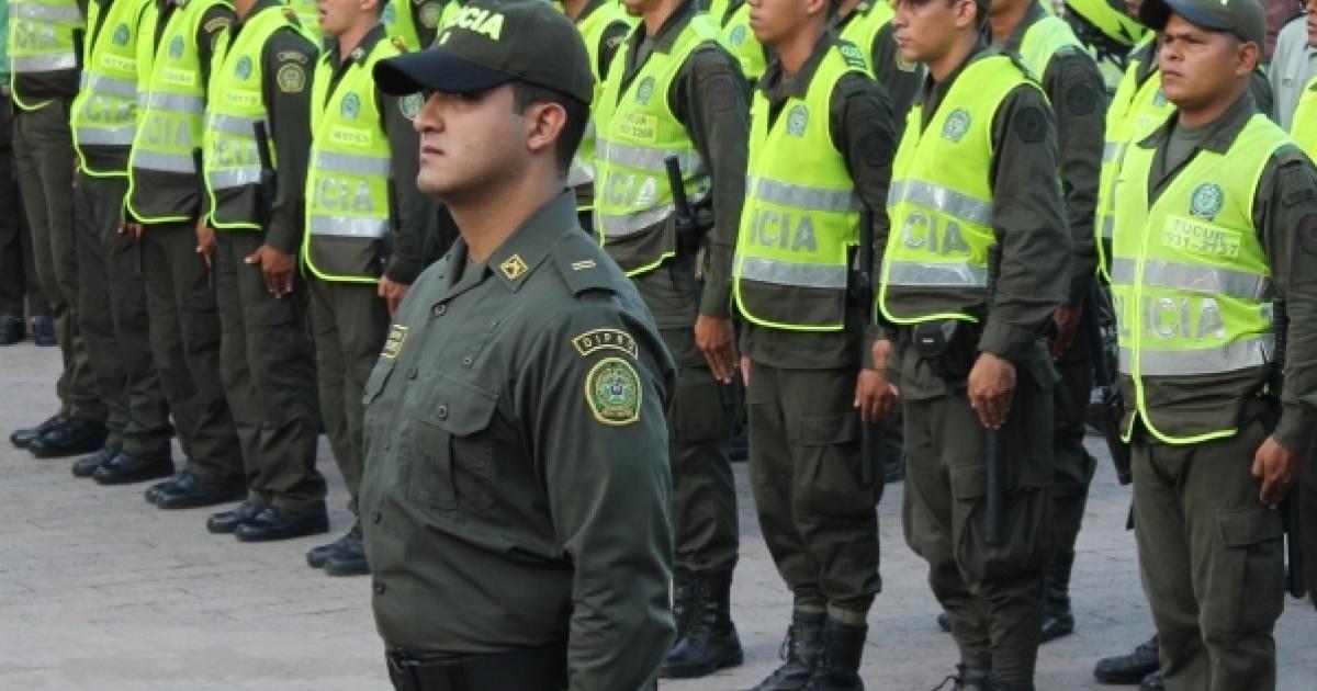 Gobierno entrega 1.500 policías para reforzar seguridad en Bogotá