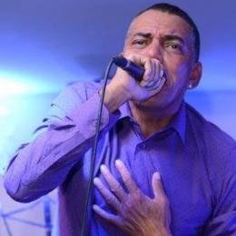 Necesito un abrazo Necesito un abrazo